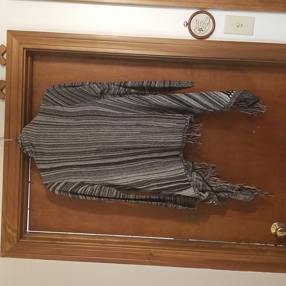 Cardigan - Picture 2 of 2